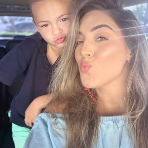 Meet your Posher, Courtney